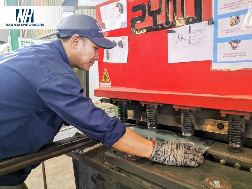 Độ dày thang máng cáp bao nhiêu mới có thể mạ kẽm nhúng nóng?